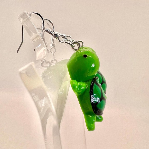 Turtle Earrings - Animal Earrings - Summer Earrings - Teacher Earrings - Picture 4 of 9